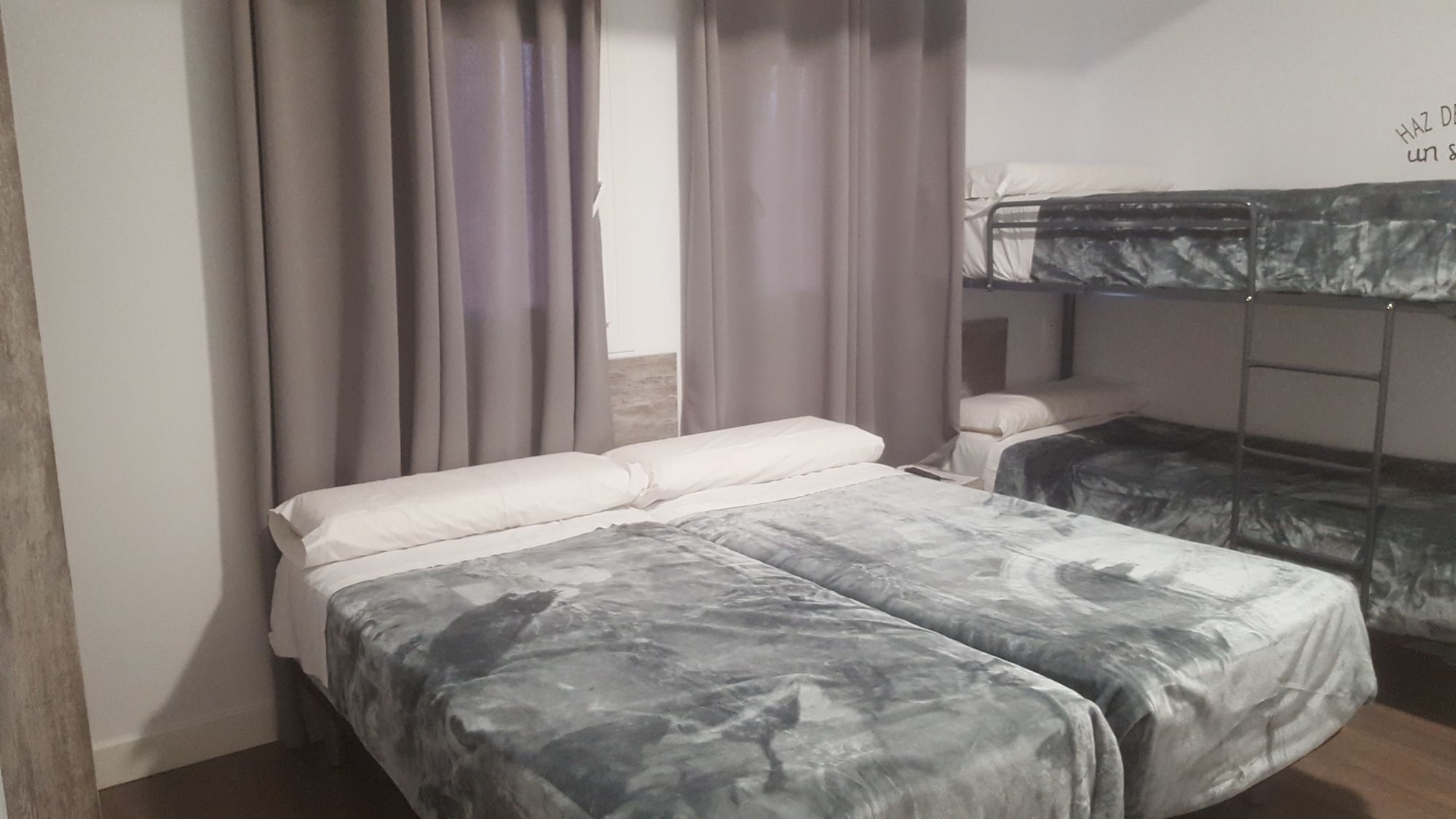 Deluxe Hostels & Suites Mérida Kültér fotó